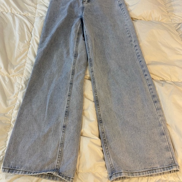 90’s Style Baggy Jeans - Picture 2 of 6